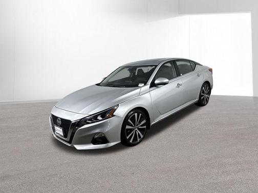 2020 Nissan Altima 2.5 Platinum