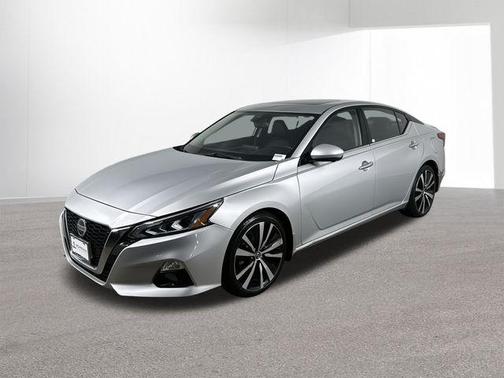 2020 Nissan Altima 2.5 Platinum