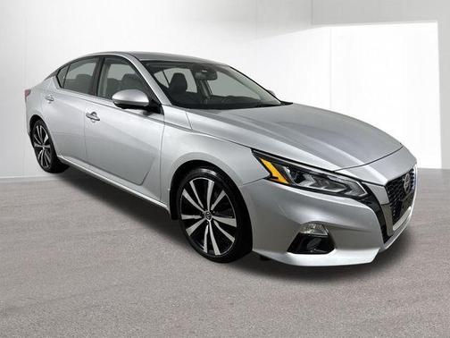 2020 Nissan Altima 2.5 Platinum