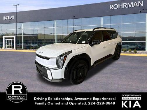 Glacial White Pearl 2026 Kia EV9 GT-Line