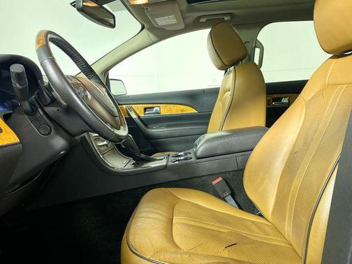 2013 Lincoln MKX Base