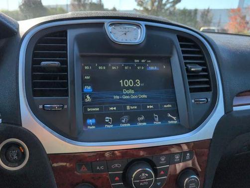 2012 Chrysler 300 Limited