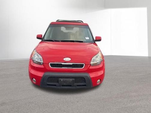 2010 Kia Soul +