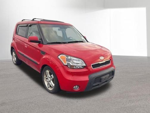 2010 Kia Soul +