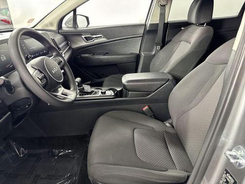 Steel Gray 2024 Kia Sportage LX