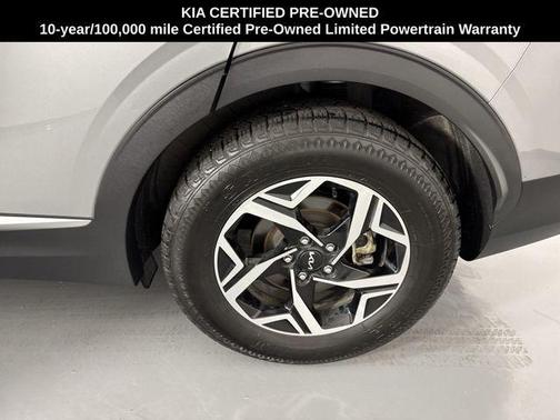 Steel Gray 2024 Kia Sportage LX