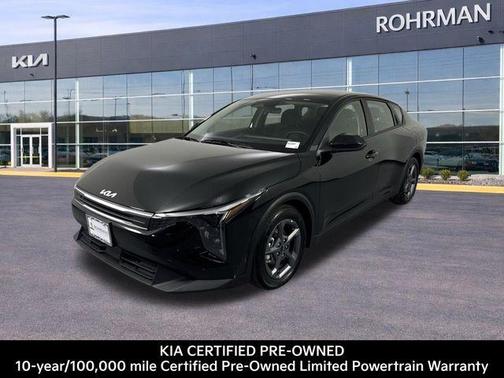 Aurora Black Pearl 2025 Kia K4