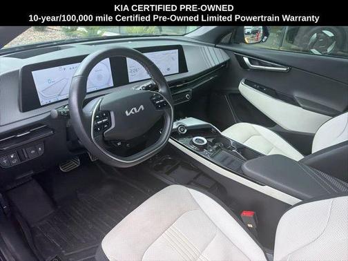 Aurora Black Pearl 2024 Kia EV6 GT-Line