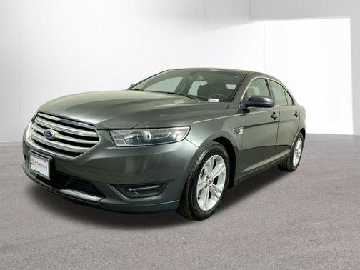 2016 Ford Taurus SEL