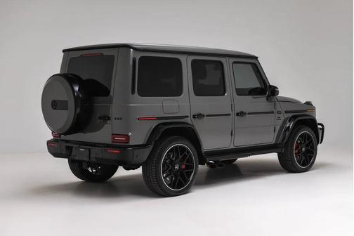 MANUFAKTUR Arabian Grey 2025 Mercedes-Benz AMG G 63 G 63 AMG