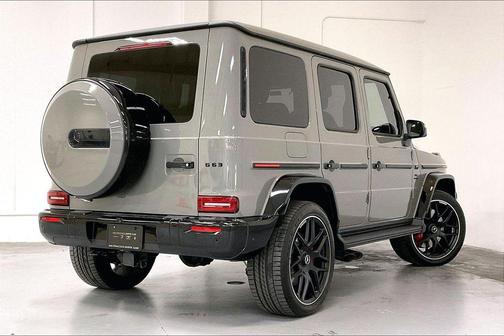 MANUFAKTUR Arabian Grey 2025 Mercedes-Benz AMG G 63 G 63 AMG