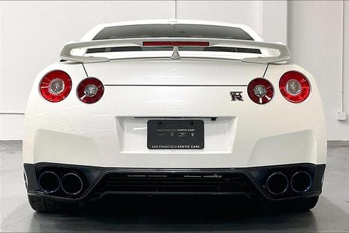 2013 Nissan GT-R Premium