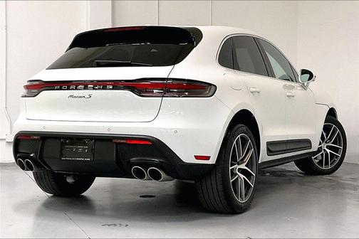 2022 Porsche Macan S