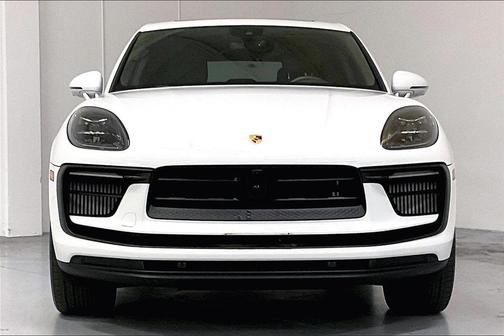 2022 Porsche Macan S