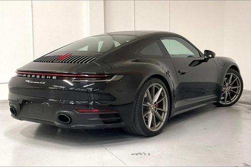 2024 Porsche 911 Carrera 4S