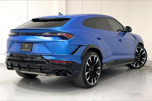 2024 Lamborghini Urus S