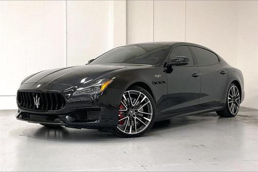 2022 Maserati Quattroporte Trofeo