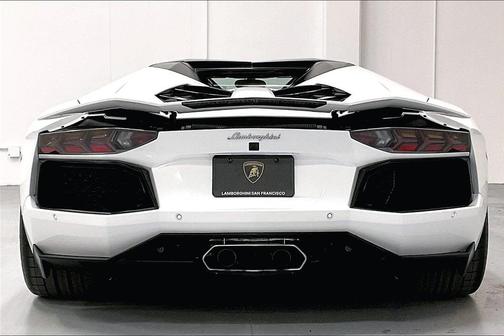 2015 Lamborghini Aventador LP700-4