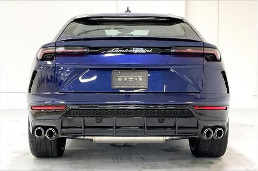 2021 Lamborghini Urus Base