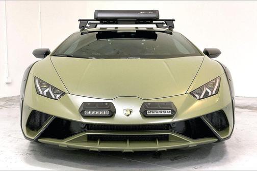 2024 Lamborghini Huracan Sterrato Base
