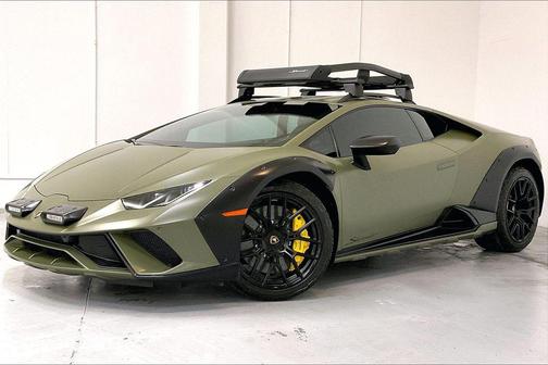 2024 Lamborghini Huracan Sterrato Base