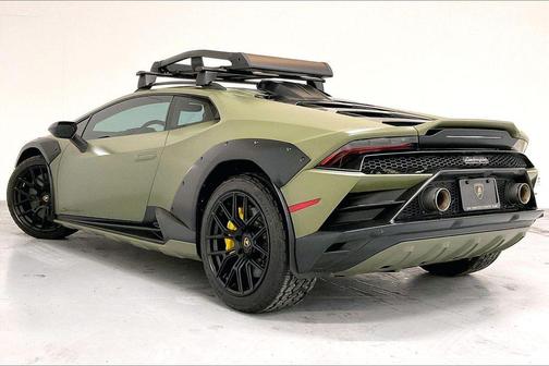 2024 Lamborghini Huracan Sterrato Base