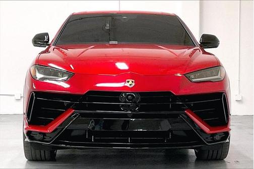 2023 Lamborghini Urus S