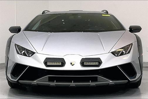 2023 Lamborghini Huracan Sterrato Base