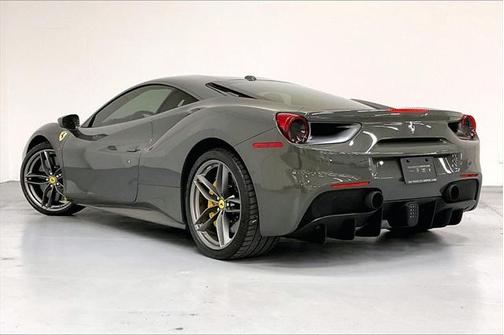 2018 Ferrari 488 GTB Base