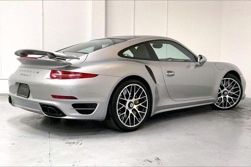 2016 Porsche 911 Turbo S