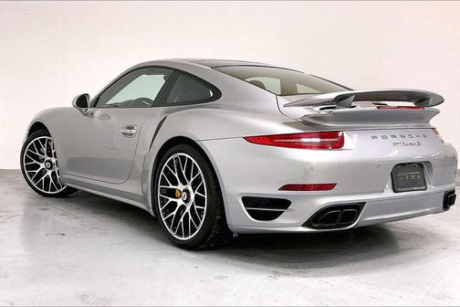 2016 Porsche 911 Turbo S