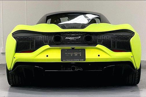 2023 McLaren Artura TechLux