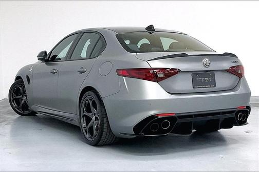 2019 Alfa Romeo Giulia Quadrifoglio