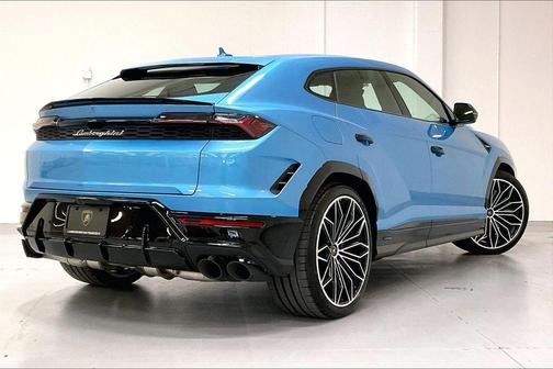 2025 Lamborghini Urus SE