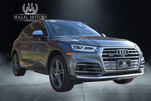 Daytona Gray Pearl Effect 2018 Audi SQ5 3.0T Premium Plus