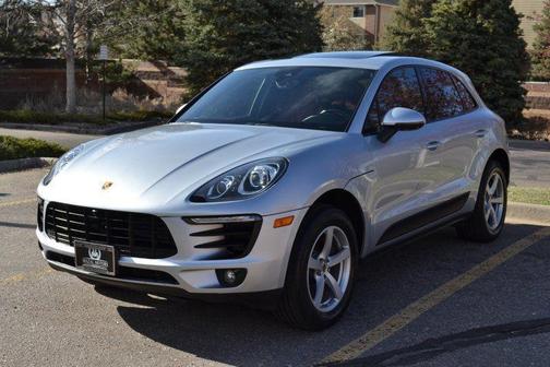 2017 Porsche Macan Base