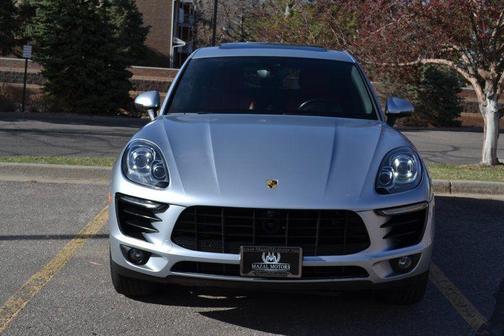 2017 Porsche Macan Base