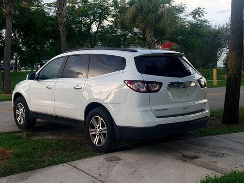 2017 Chevrolet Traverse 1LT