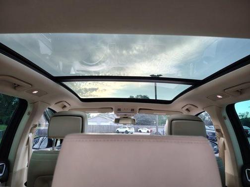 2015 Volkswagen Touareg Lux