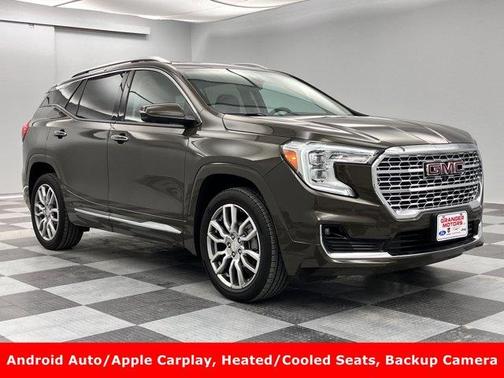 2023 GMC Terrain Denali