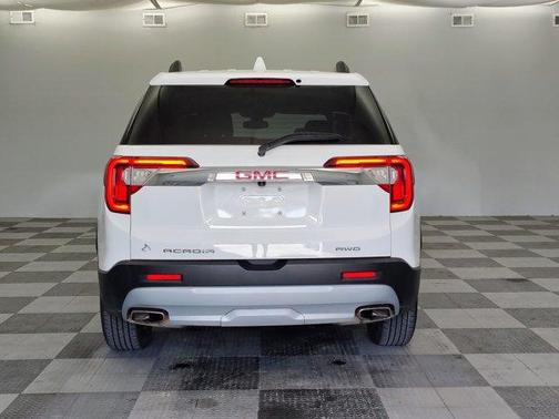 Summit White 2023 GMC Acadia SLT