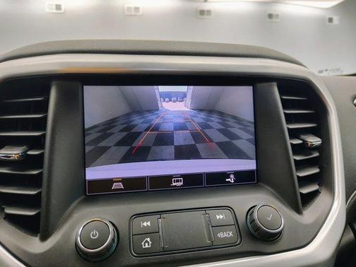 Summit White 2023 GMC Acadia SLT