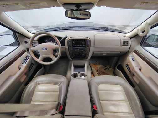2005 Ford Explorer Eddie Bauer