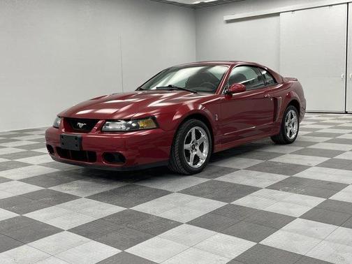 2004 Ford Mustang SVT Cobra