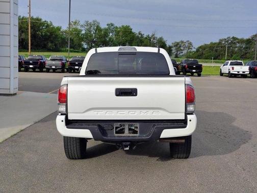 Super White 2021 Toyota Tacoma TRD Sport