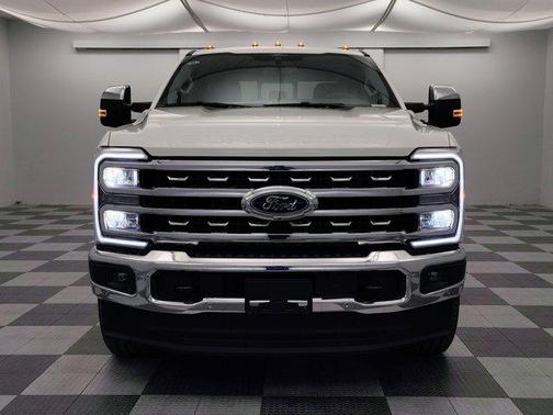 2026 Ford F-350 Lariat Super Duty