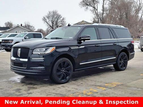 2023 Lincoln Navigator L Reserve