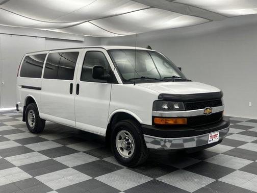 2016 Chevrolet Express 3500 LT