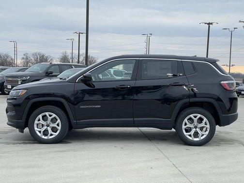 2025 Jeep Compass Sport