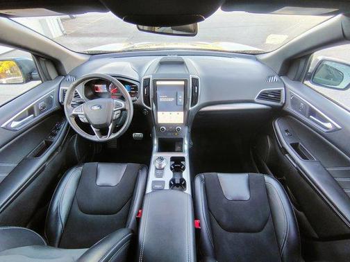 2023 Ford Edge ST